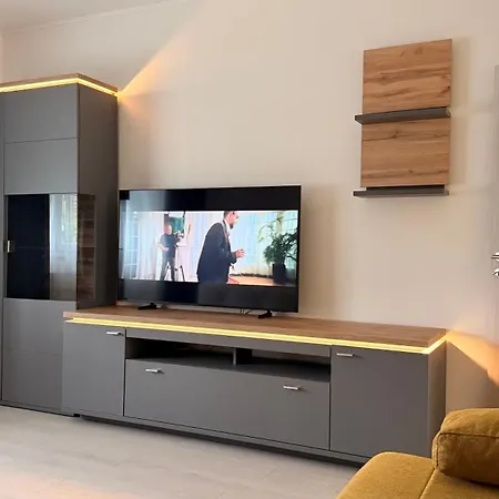 Casabruno Vendeghaz *