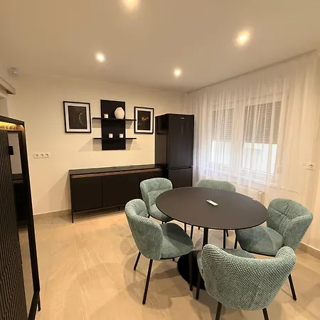 Casabruno Vendeghaz 別荘 Celldömölk