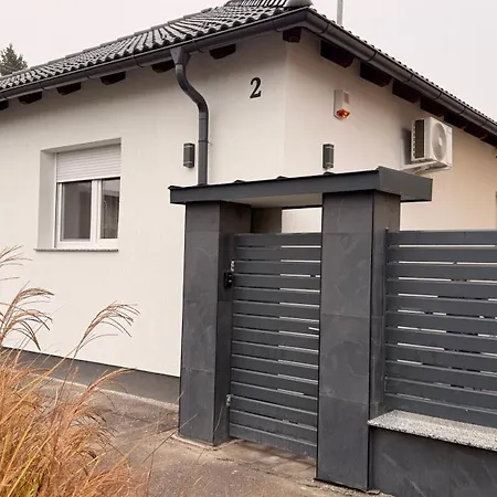 펜션 Casabruno Vendeghaz Celldömölk