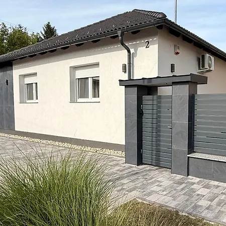 Casabruno Vendeghaz Celldömölk